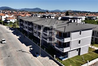 Ortaca’da Havuzlu Sitede, 2+1, Yola Cepheli, Sıfır Satılık Daire