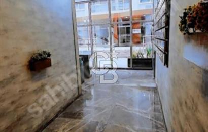 BORNOVA GÜMÜŞ PLAZA OPTİMUSTA SATILIK OFİS