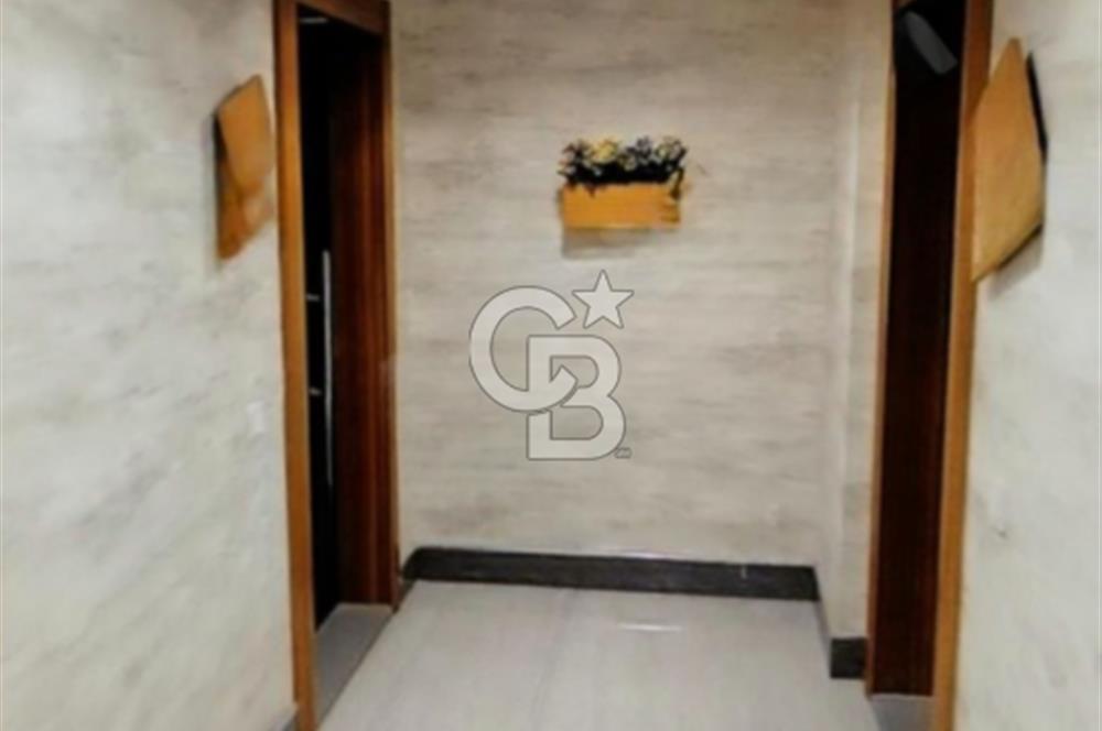 BORNOVA GÜMÜŞ PLAZA OPTİMUSTA SATILIK OFİS