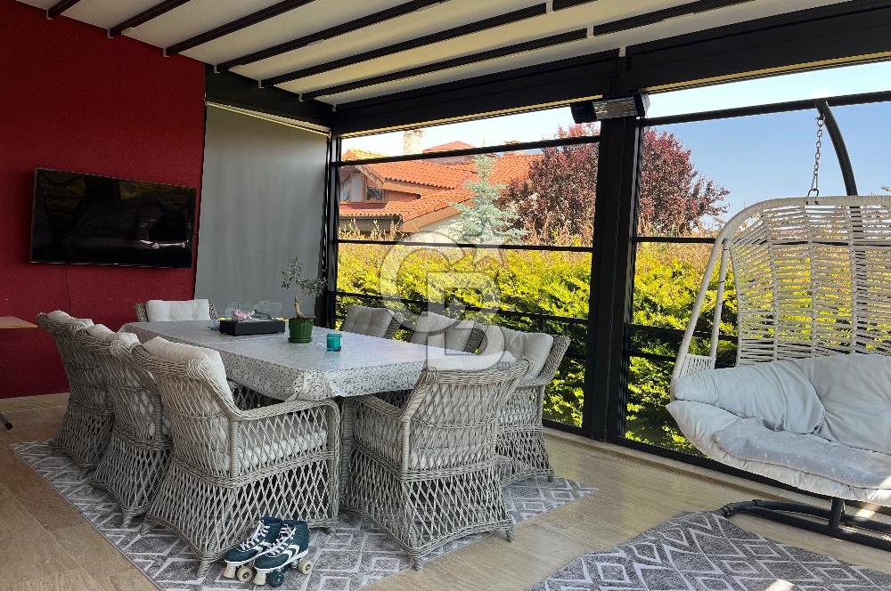 Gölbaşı Bahçelievler’de Satılık 7+2 Yapılı Villa 