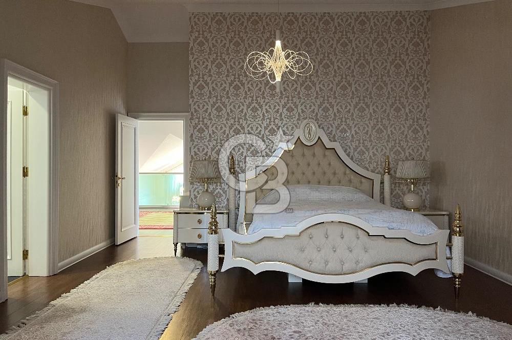 Gölbaşı Bahçelievler’de Satılık 7+2 Yapılı Villa 