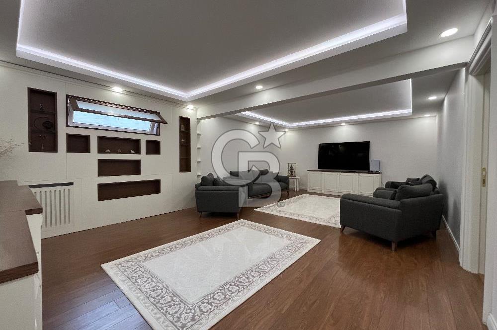 Gölbaşı Bahçelievler’de Satılık 7+2 Yapılı Villa 