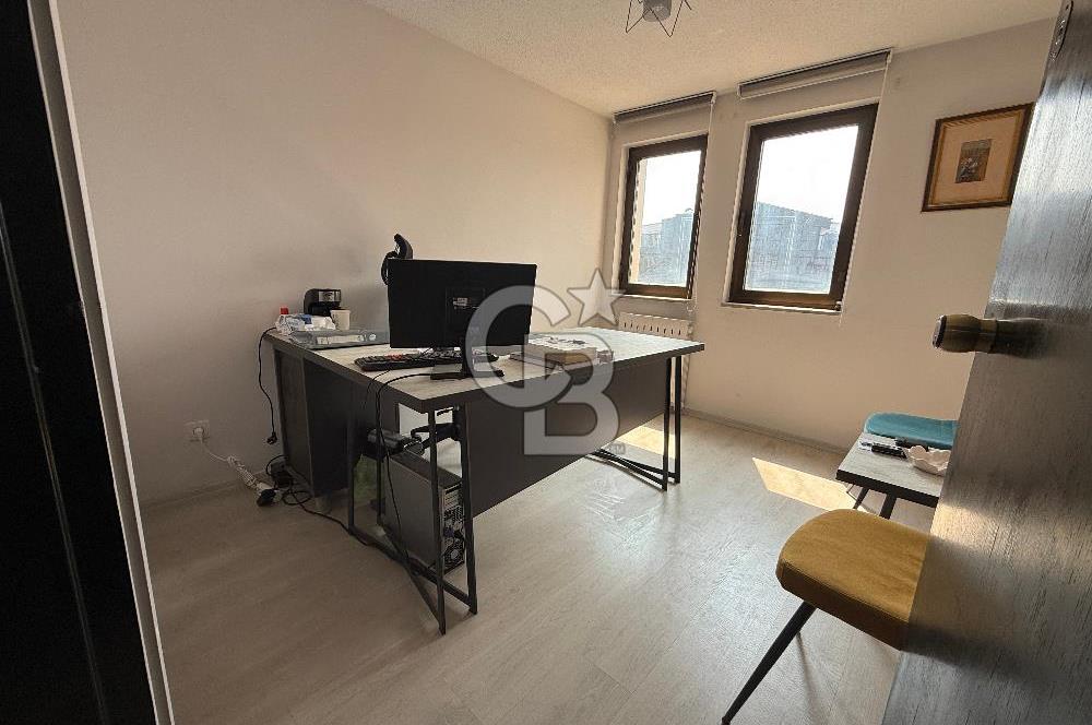 Tunalı Hilmi Caddesi Üzeri, Asansörlü, Mobilyalı & Eşyalı Hazır Ofis Fırsatı