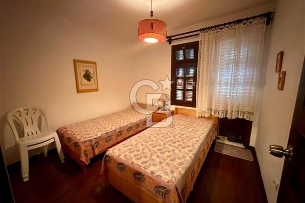 MÜSTAKİL GİRİŞLİ DUBLEKS KÖŞE VİLLA