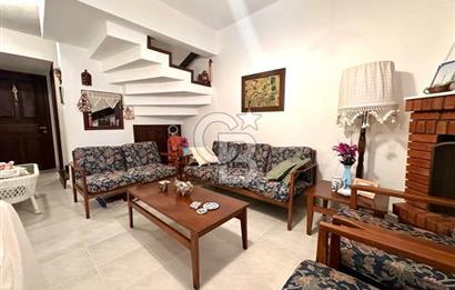 MÜSTAKİL GİRİŞLİ DUBLEKS KÖŞE VİLLA