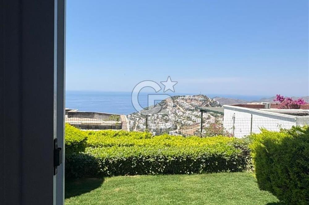 Yalıkavak'ta Kesintisiz Manzaralı İkiz Villa