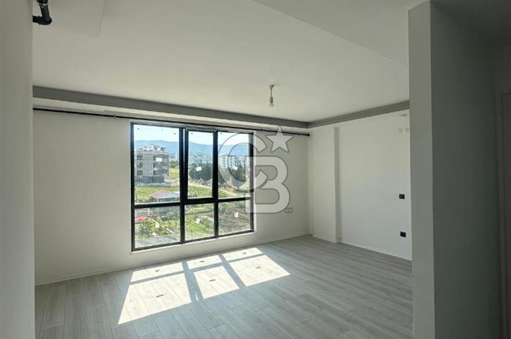 BULVARA CEPHE DENİZ MANZARALI SIFIR 1+1