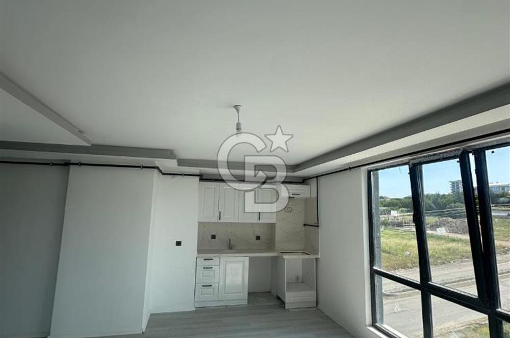 BULVARA CEPHE DENİZ MANZARALI SIFIR 1+1