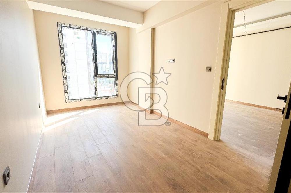 YAKACIK SWIFT165 PROJESİNDE KİRALIK 1+1 DAİRE