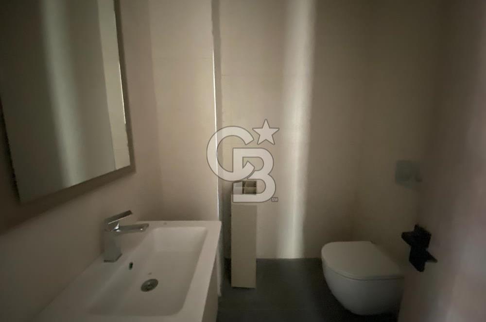 Yenişehir  Pozcu Centrium İş Merkezi  3+1 Satılık Ofis