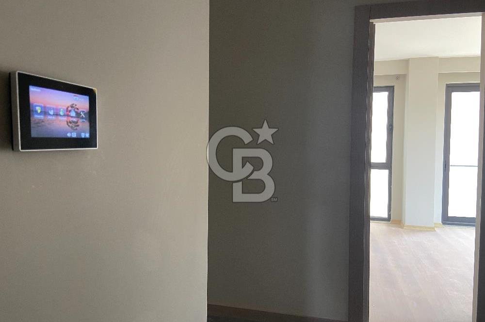 Yenişehir  Pozcu Centrium İş Merkezi  3+1 Satılık Ofis
