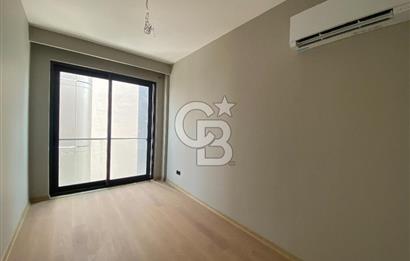 Yenişehir  Pozcu Centrium İş Merkezi  3+1 Satılık Ofis