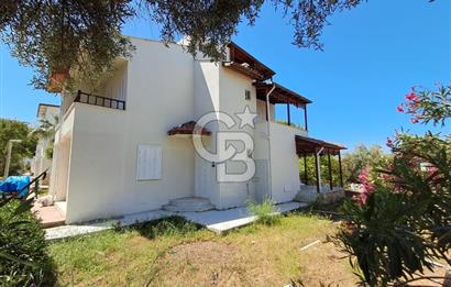 Akbük de Deniz Manzaralı Merkezi Konumda Eşyalı Kiralık Villa