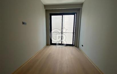 Yenişehir  Pozcu Centrium İş Merkezi  3+1 Satılık Ofis
