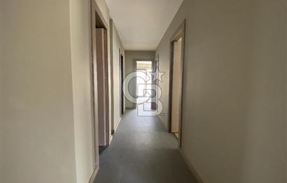 Yenişehir  Pozcu Centrium İş Merkezi  3+1 Satılık Ofis