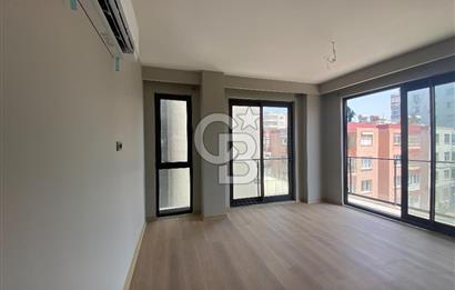 Yenişehir  Pozcu Centrium İş Merkezi  3+1 Satılık Ofis