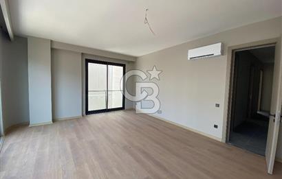 Yenişehir  Pozcu Centrium İş Merkezi  3+1 Satılık Ofis