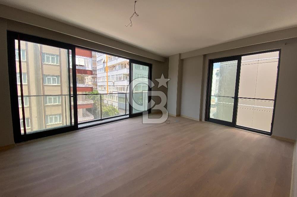 Yenişehir  Pozcu Centrium İş Merkezi  3+1 Satılık Ofis