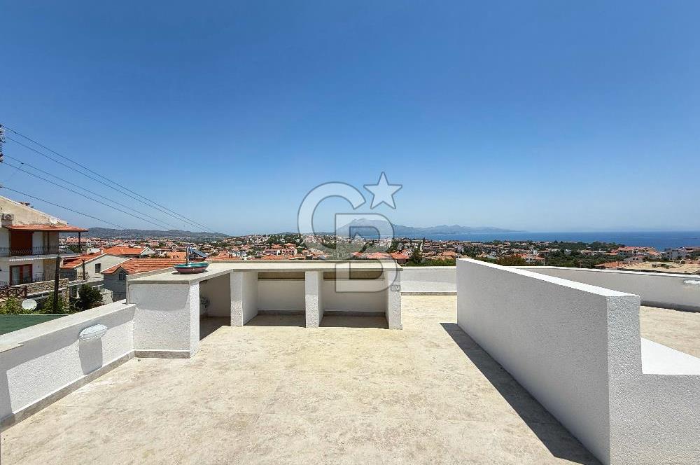 Satılık Deniz Manzaralı Akdeniz tipi villa