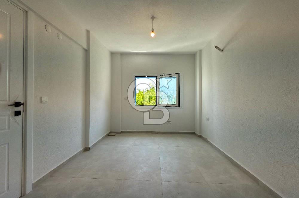 Satılık Deniz Manzaralı Akdeniz tipi villa