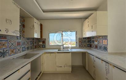 Satılık Deniz Manzaralı Akdeniz tipi villa