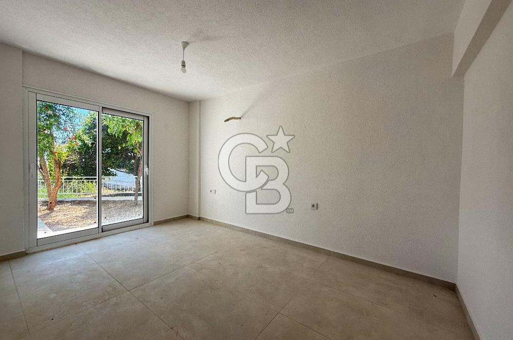 Satılık Deniz Manzaralı Akdeniz tipi villa