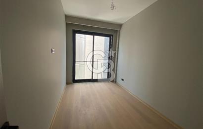 Yenişehir  Pozcu Centrium İş Merkezi  3+1 Satılık Ofis