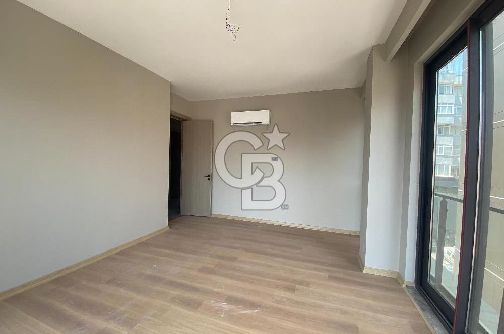 Yenişehir  Pozcu Centrium İş Merkezi  3+1 Satılık Ofis