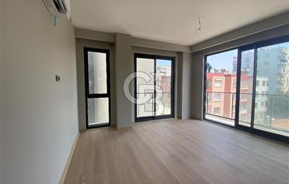 Yenişehir  Pozcu Centrium İş Merkezi  3+1 Satılık Ofis