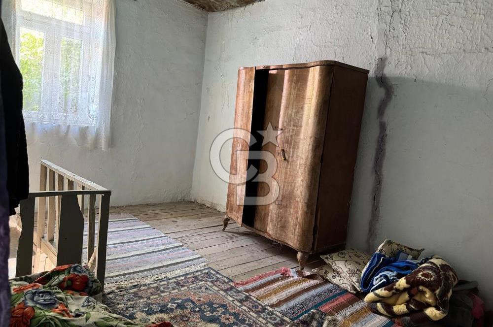 📍 ALAÇATI ÇARŞI’NIN KALBİNDE YATIRIMLIK TAŞINMAZ!