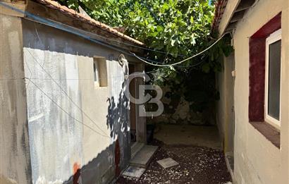 📍 ALAÇATI ÇARŞI’NIN KALBİNDE YATIRIMLIK TAŞINMAZ!