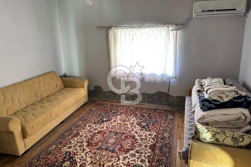 📍 ALAÇATI ÇARŞI’NIN KALBİNDE YATIRIMLIK TAŞINMAZ!