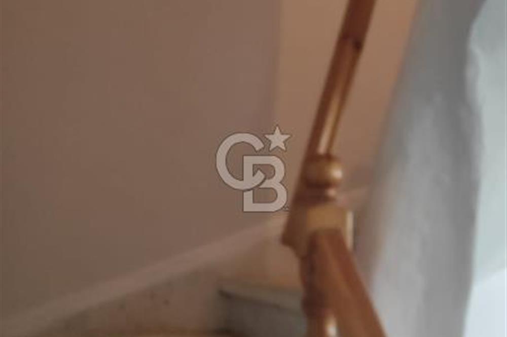 Akbük de Deniz Manzaralı Merkezi Konumda Eşyalı Kiralık Villa
