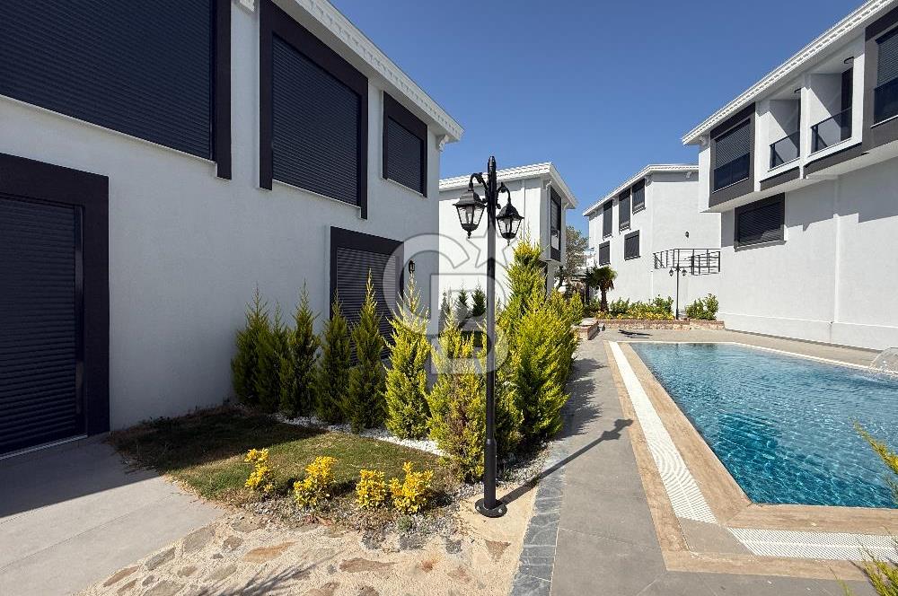 Didim Aykar sitesi yanında Havuzlu sitede 3+1 Dublex Villa