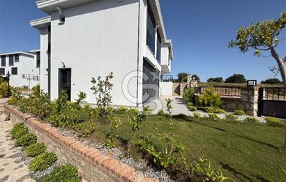 Didim Aykar sitesi yanında Havuzlu sitede 3+1 Dublex Villa