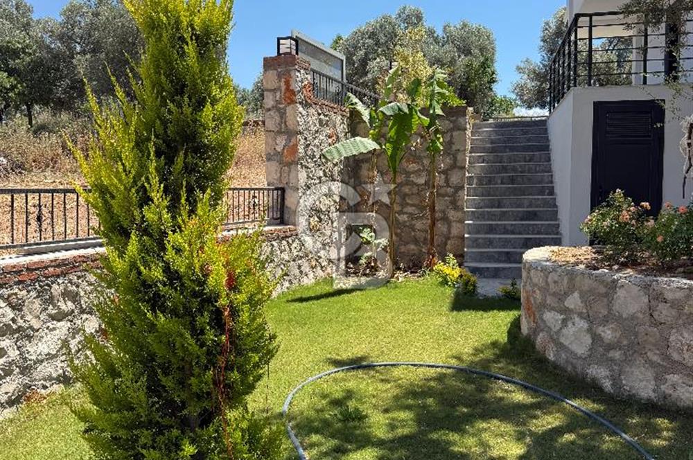 Didim Aykar sitesi yanında Havuzlu sitede 3+1 Dublex Villa