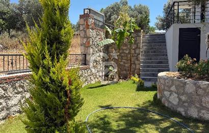 Didim Aykar sitesi yanında Havuzlu sitede 3+1 Dublex Villa