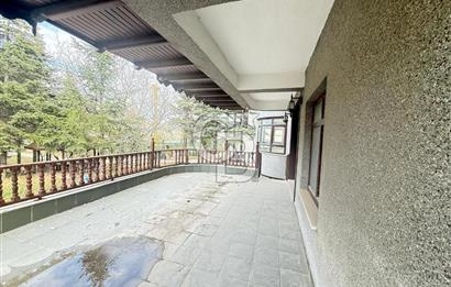BAĞLUMDA ÇAMLARIN İÇİNDE DAİRE FiYATINA SATILIK HAVUZLU VİLLA