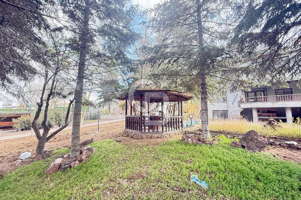 BAĞLUMDA ÇAMLARIN İÇİNDE DAİRE FiYATINA SATILIK HAVUZLU VİLLA