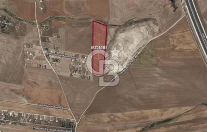 Gölbaşı Gökçehöyük'te 1000 m2 Hobi Bahçesi