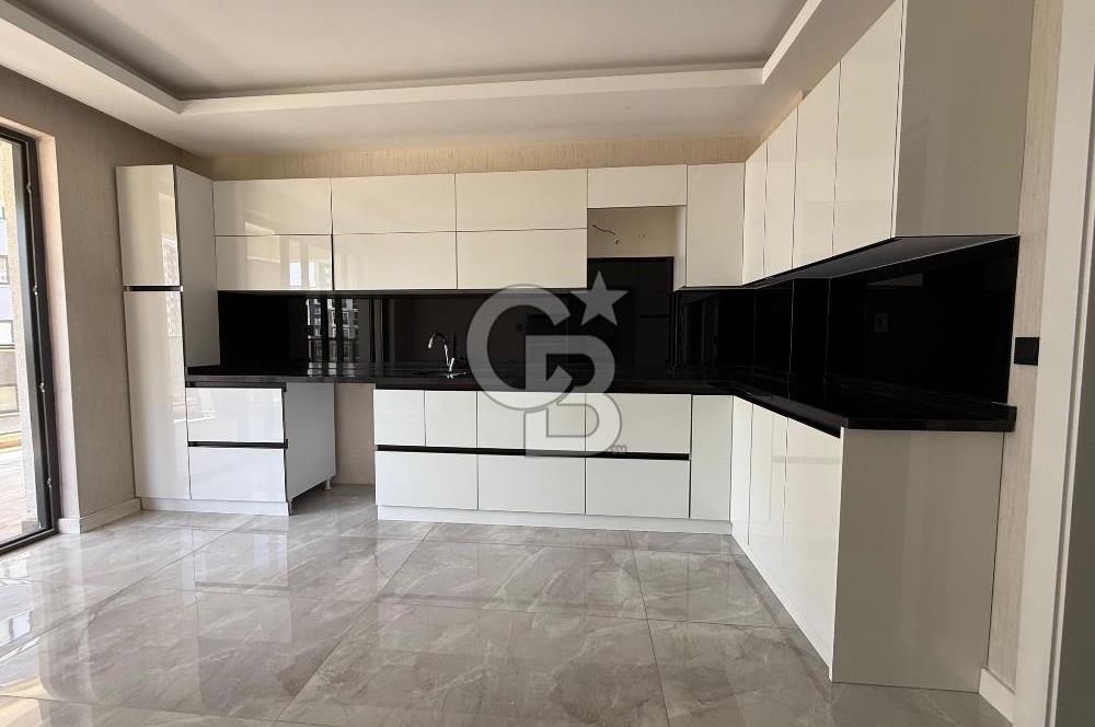 YENİ BATI - BATI YILDIZLARI KONUTLARI'NDA 4+1 SATILIK LÜKS DAİRE