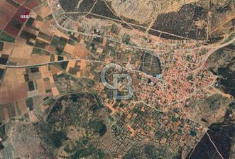 DENİZLİ TAVAS' da TARIMA ELVERİŞLİ 4516 M2