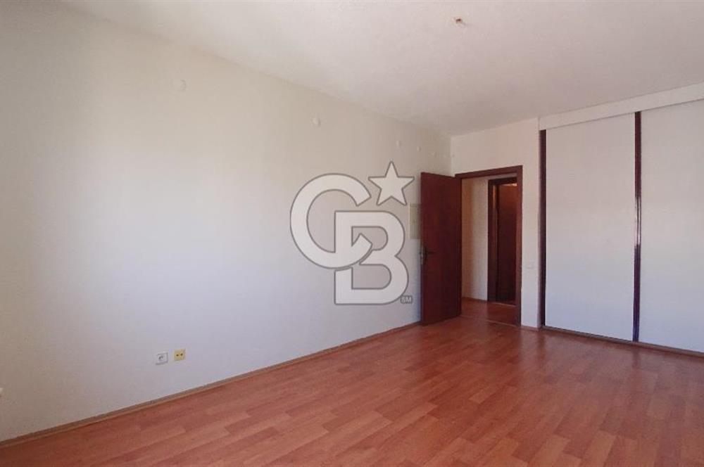 Mavişehir 1. Etap Selçuk 7 Sitesi Kiralık Büyük 2+1 135 M² Daire