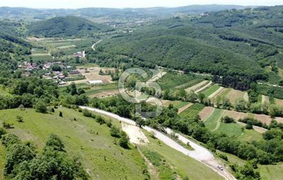 CB AKADEMİ KANDIRA AĞAÇAĞIL SATILIK 603m2 ASFALT BİR PARSEL TARLA