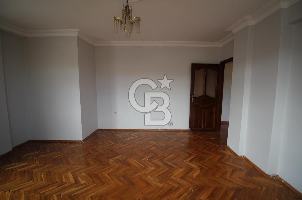 Ataşehir Optimum Avm Arkasında 2+1 Ara Kat Balkonlu Daire