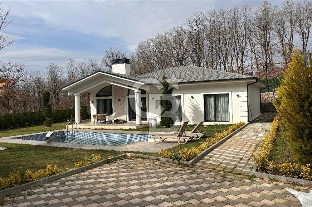 İstanbula 45 dk Gebze Kadıllı'da 3+1 Loft Havuzlu Villa