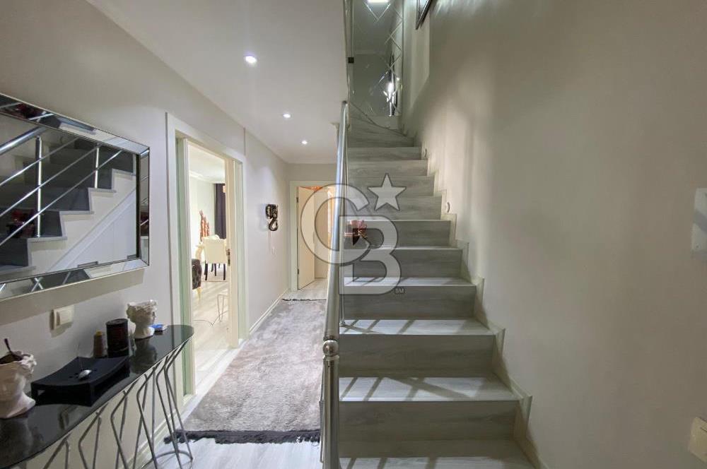 Büyükçekmece Cumhuriyet Mah.'de Site İçi Satılık 3+1 Dubleks Daire 