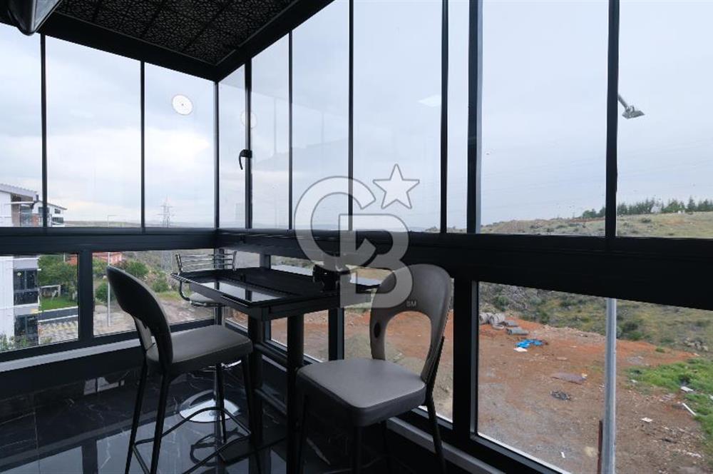 İNCEK'TE RESMİ KURUMLARA YAKIN SATILIK DAİRE