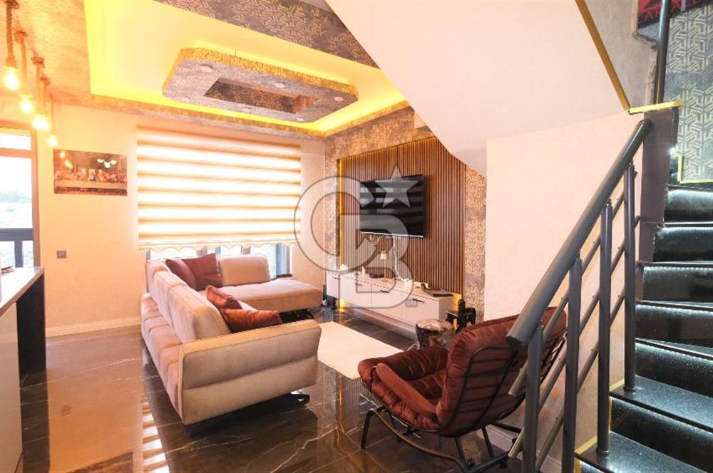 İNCEK'TE RESMİ KURUMLARA YAKIN SATILIK DAİRE