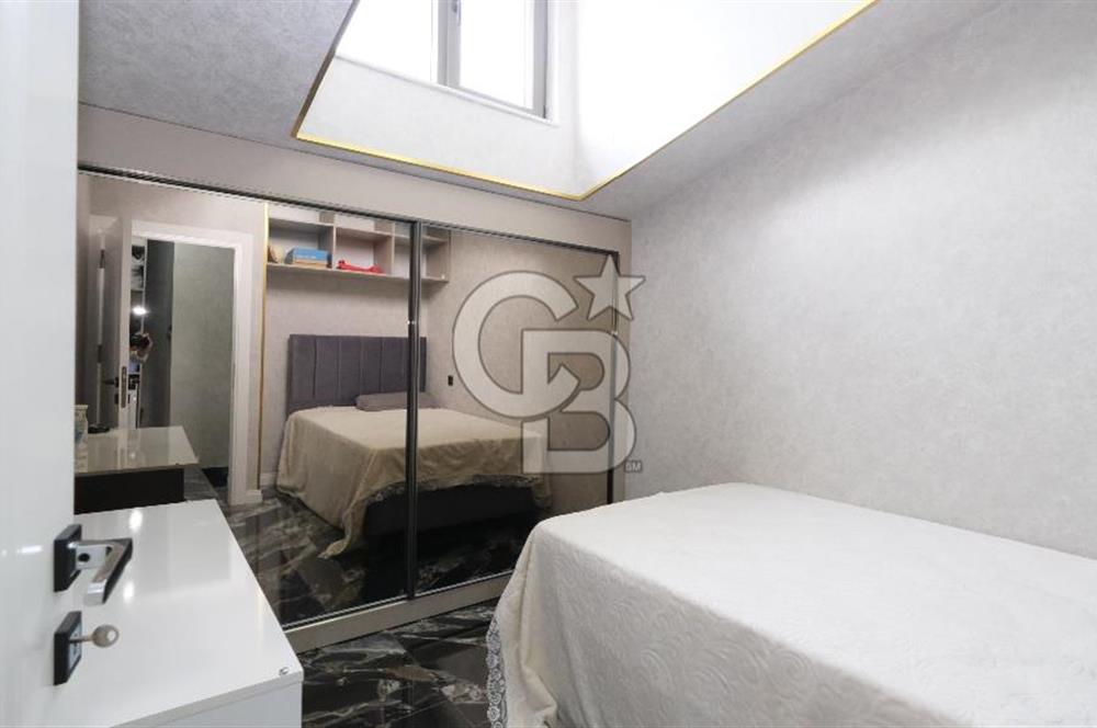 İNCEK'TE RESMİ KURUMLARA YAKIN SATILIK DAİRE